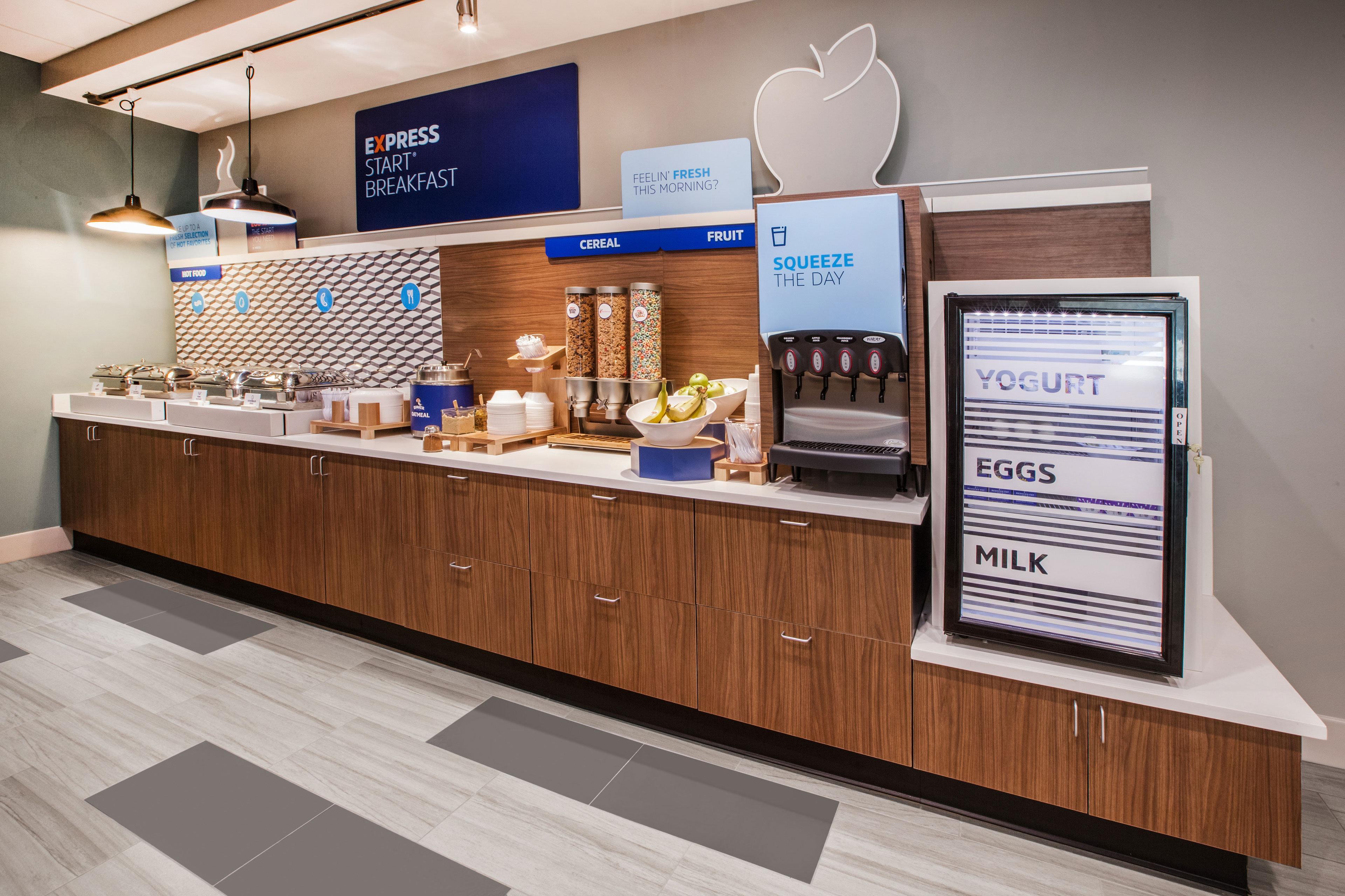 Holiday Inn Express & Suites Macon North By Ihg Экстерьер фото