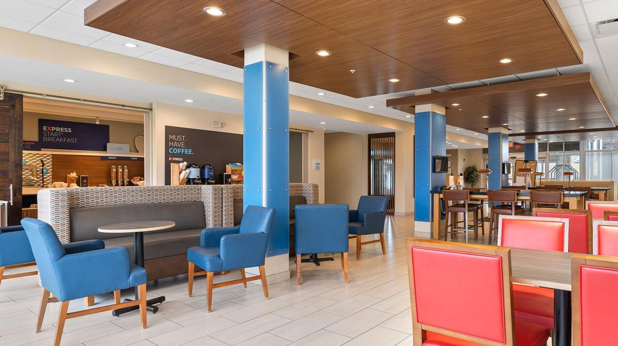 Holiday Inn Express & Suites Macon North By Ihg Экстерьер фото