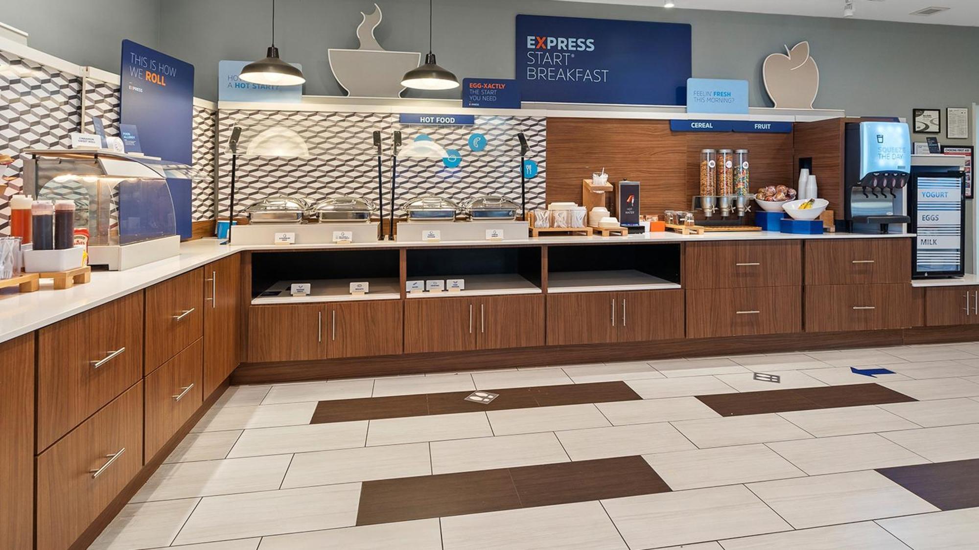 Holiday Inn Express & Suites Macon North By Ihg Экстерьер фото