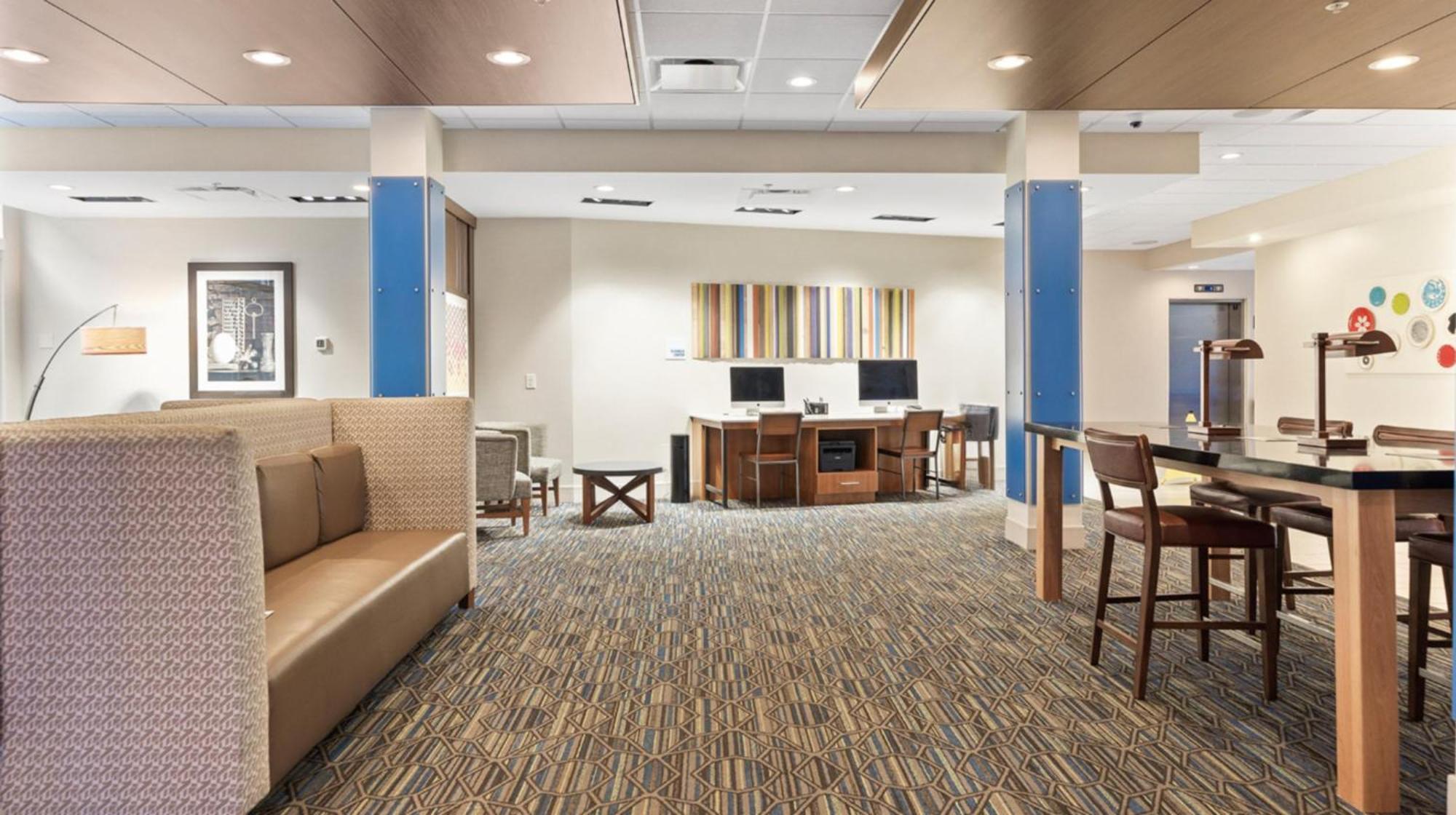 Holiday Inn Express & Suites Macon North By Ihg Экстерьер фото
