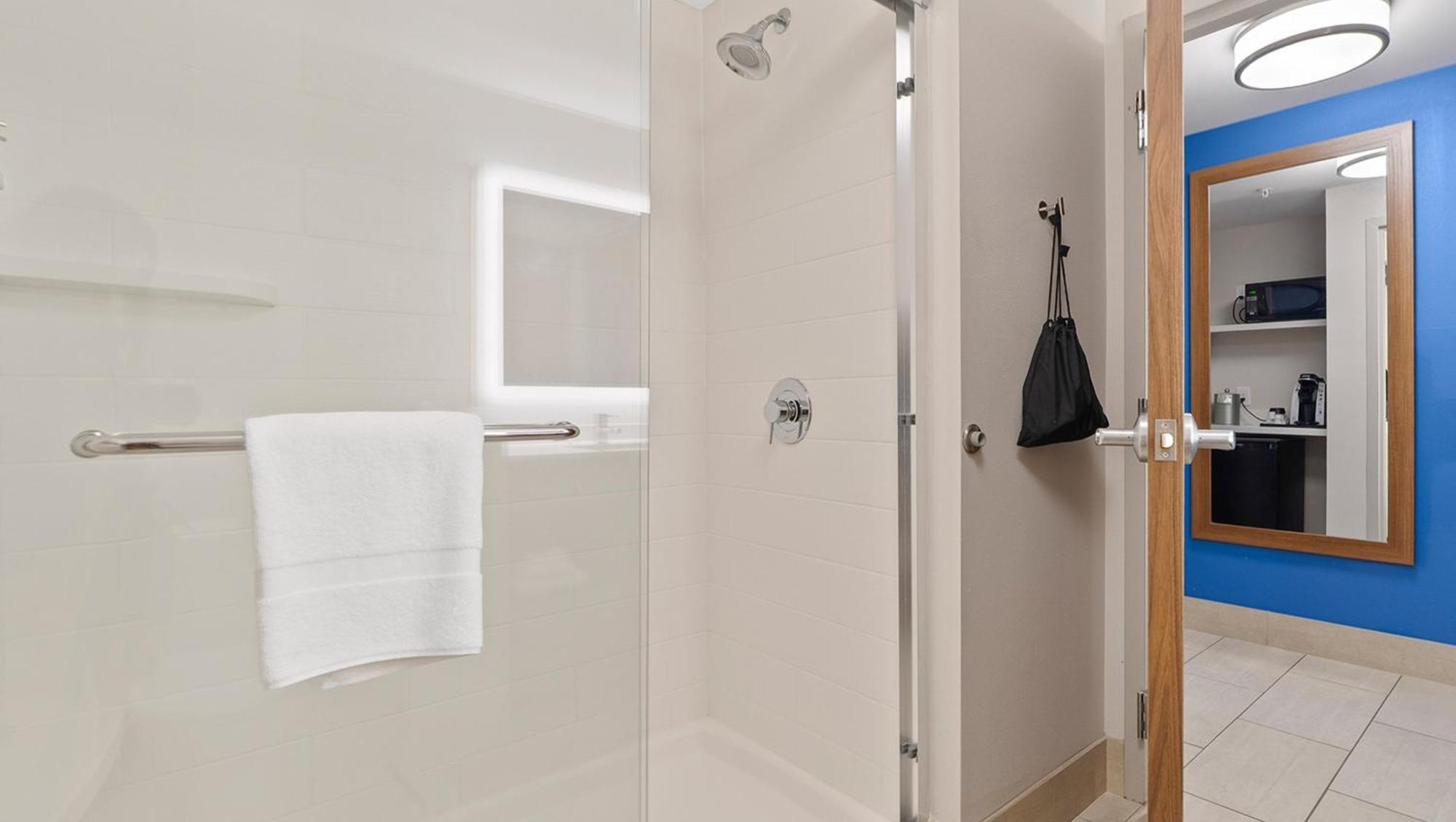 Holiday Inn Express & Suites Macon North By Ihg Экстерьер фото