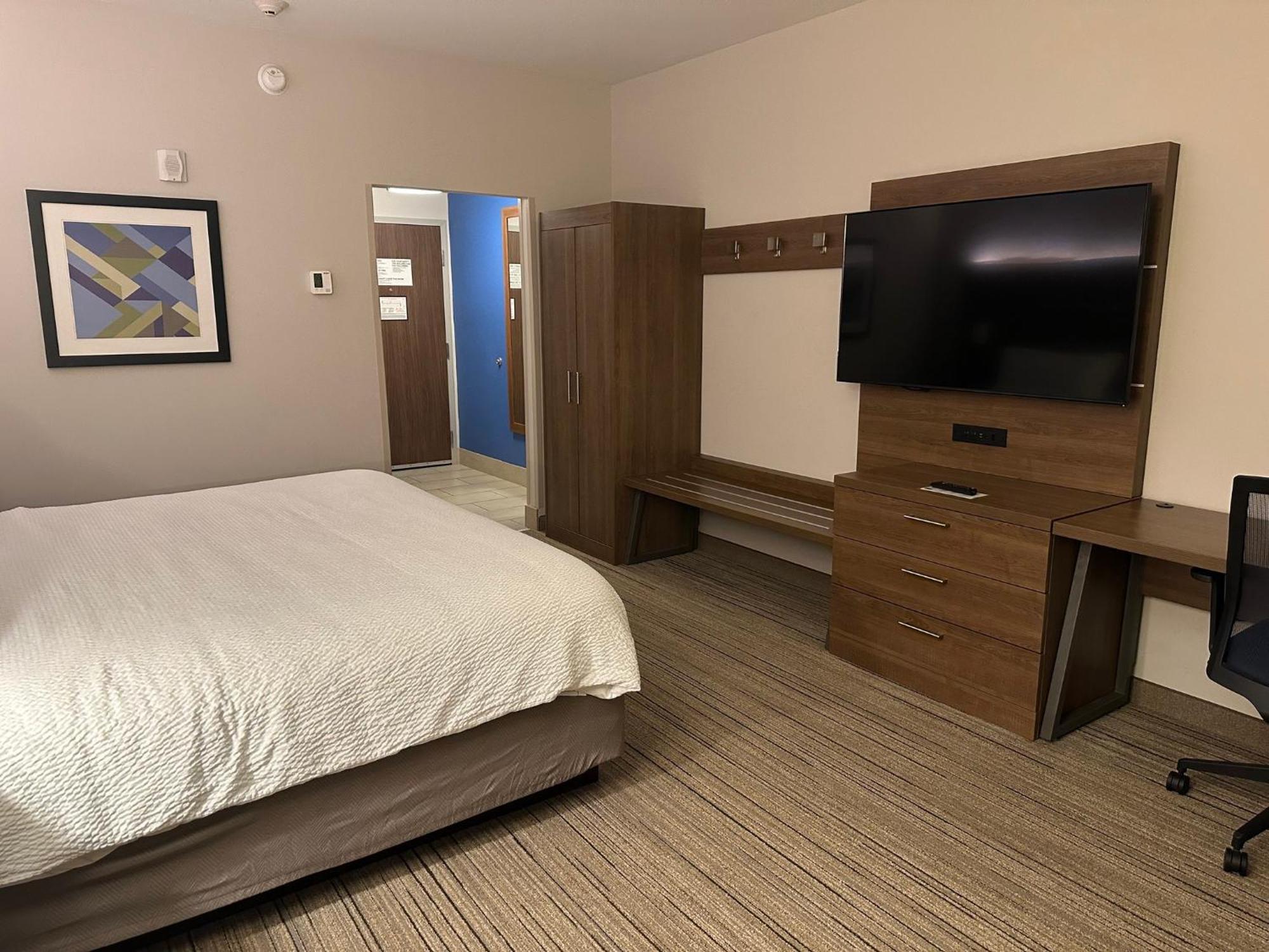 Holiday Inn Express & Suites Macon North By Ihg Экстерьер фото